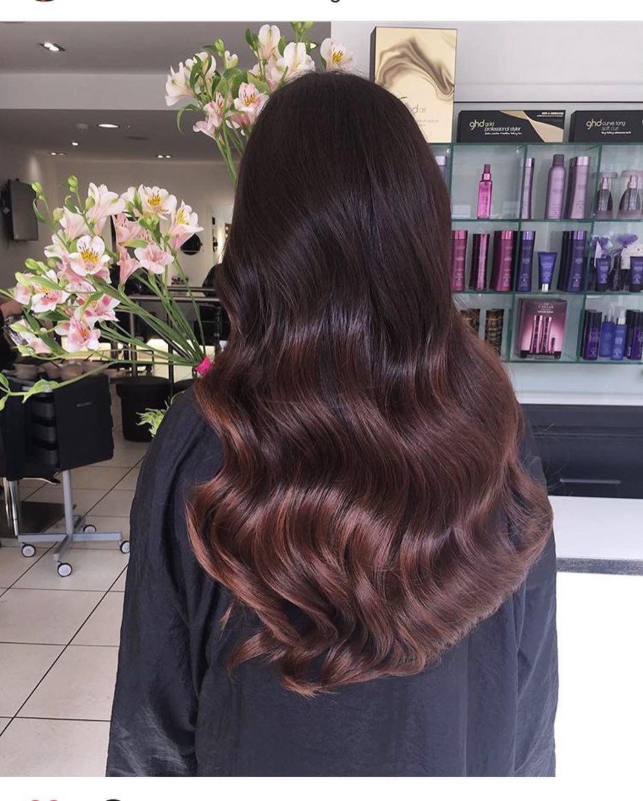 WellaEducation's tweet photo. "#Rosegold is just for blondes." This #rosebrown #colorblend says otherwise. @calumtierney #WellaLife #WellaHair #WellaEducation https://t.co/ntQJMmdfdK