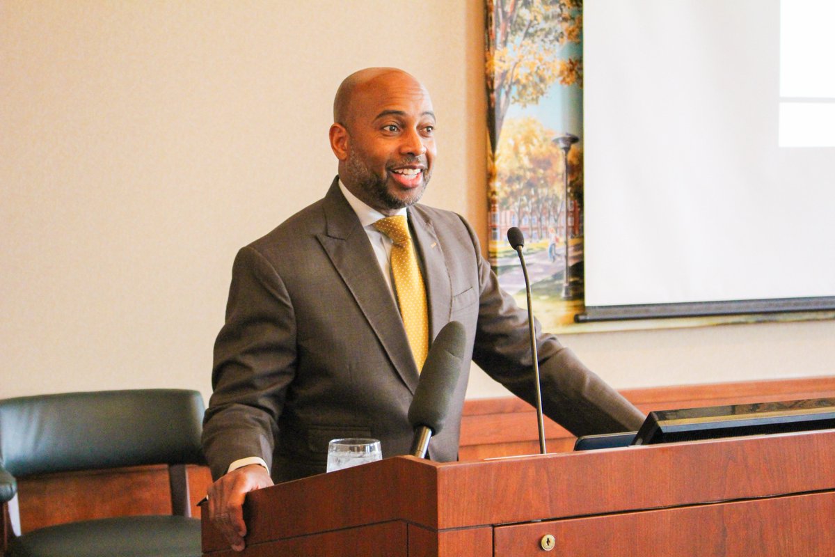 WeiLAB's tweet photo. .@DrJFLJackson was honored to deliver the keynote address today at #CESA18. 

"Education and the Wakanda Effect: Life [Must] Imitate Art in Wisconsin" 

#BlackPanther #Education #Diversity https://t.co/fhxy3AVLLp