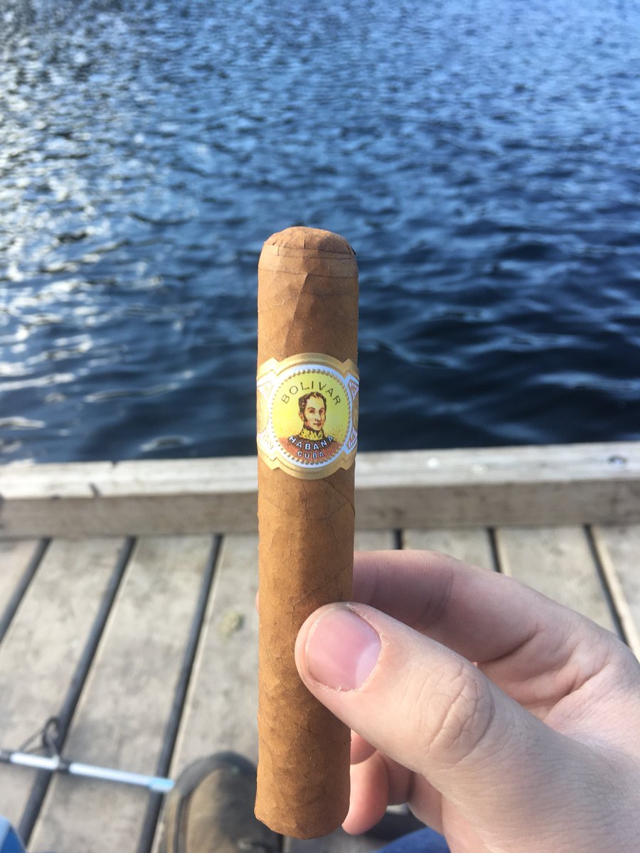 CigarDaddy1's tweet photo. Smoked a great #cigar this morning, #Bolivar Royal Corona, while I was fishing. Also caught 6 rainbow trout. https://t.co/vjTVlUnmlq