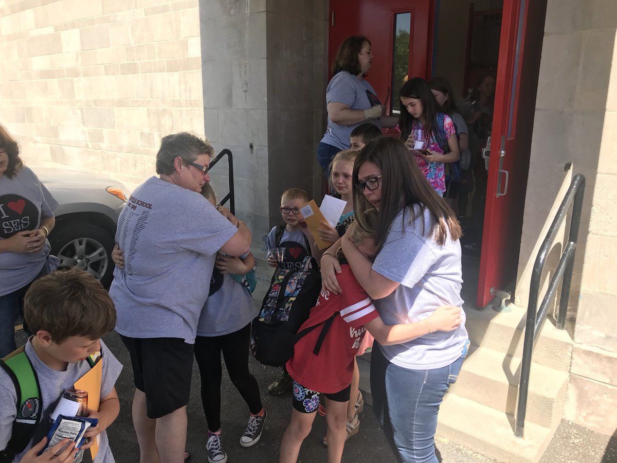SES_RBBCSC's tweet photo. A few more #LastDay shots as the kids left the building.  #WeAreSES https://t.co/0704eFxiS1