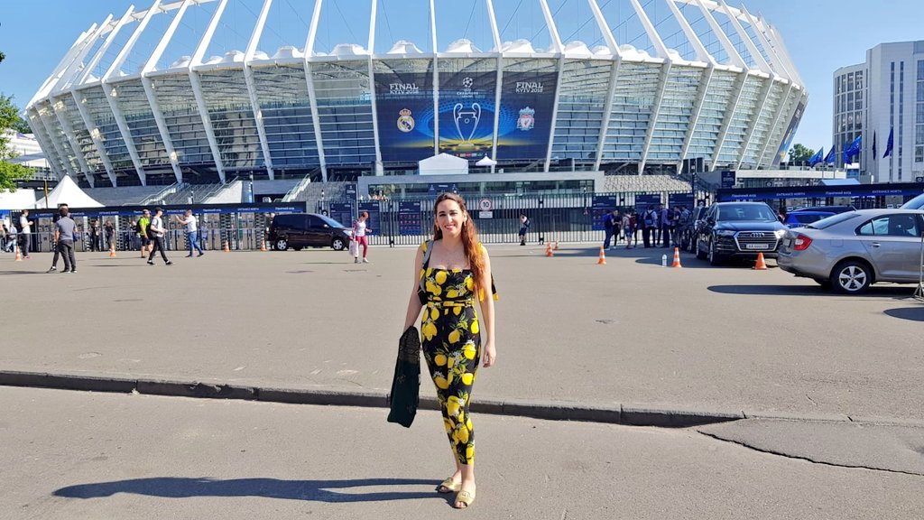 jenanmoussa's tweet image. I'm in #Kiev, Ukraine. Finally reporting a positive story. On Sat, UEFA Champions League Final here btwn Liverpool &amp;amp;Real Madrid. 

Egyptian @MoSalah is huge role model for many Arabs. I'm here to find out what he means to young Arabs living in Ukraine or attending match.

@akhbar