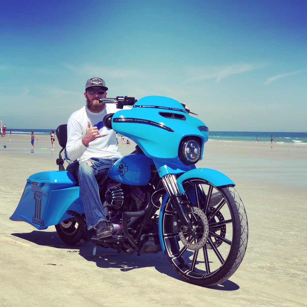 Smt_MachiningCo's tweet photo. SMT Machining 26" Centerfold wheel #BigWheelHarleyBaggers, #SMTMachining, #ForgedBillet, #AmericanMade, #Musclebaggers, #Electraglide #Streetglide, #Roadglide, #Roadking, #Ultraclassic ,#Custommotorcyclewheels, #contrastcut, #Centerfold https://t.co/tabeWtbIOJ