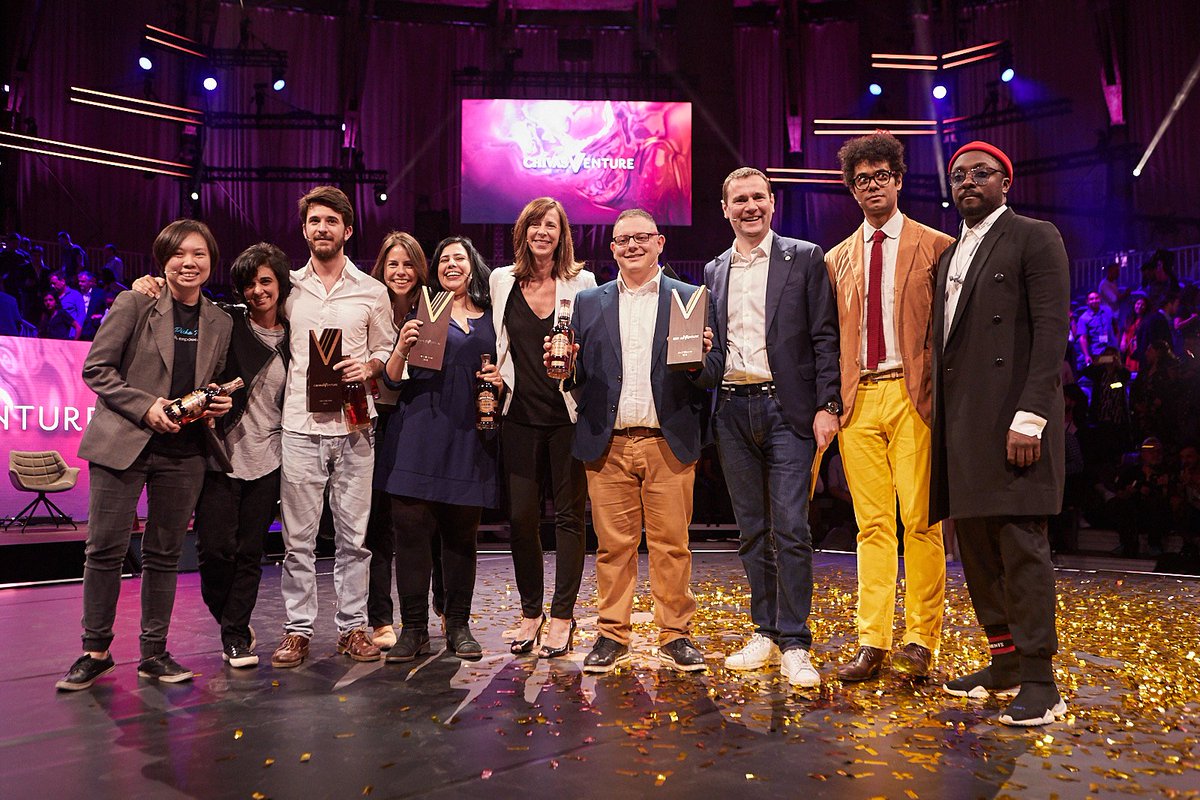 InnoOriginsNL's tweet image. Jalila Essaidi (BioArtLab Eindhoven) wint 200.000 euro met haar Mestic project in finale Chivas Venture - e52.nl/jalila-essaidi…