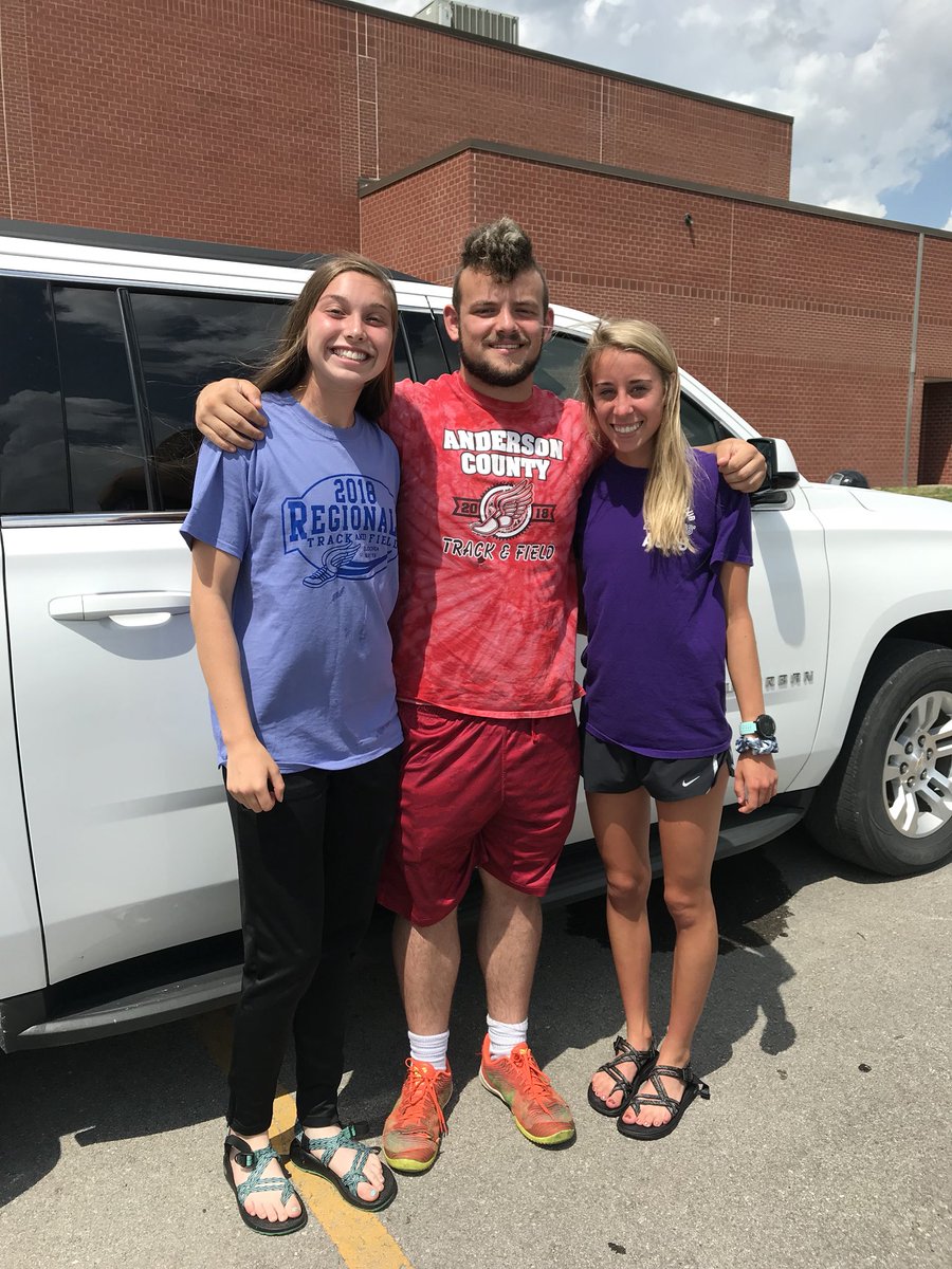 CoachCase7's tweet photo. We are off!!!!!! #statebound #ACHSTF https://t.co/JHnRadvShh
