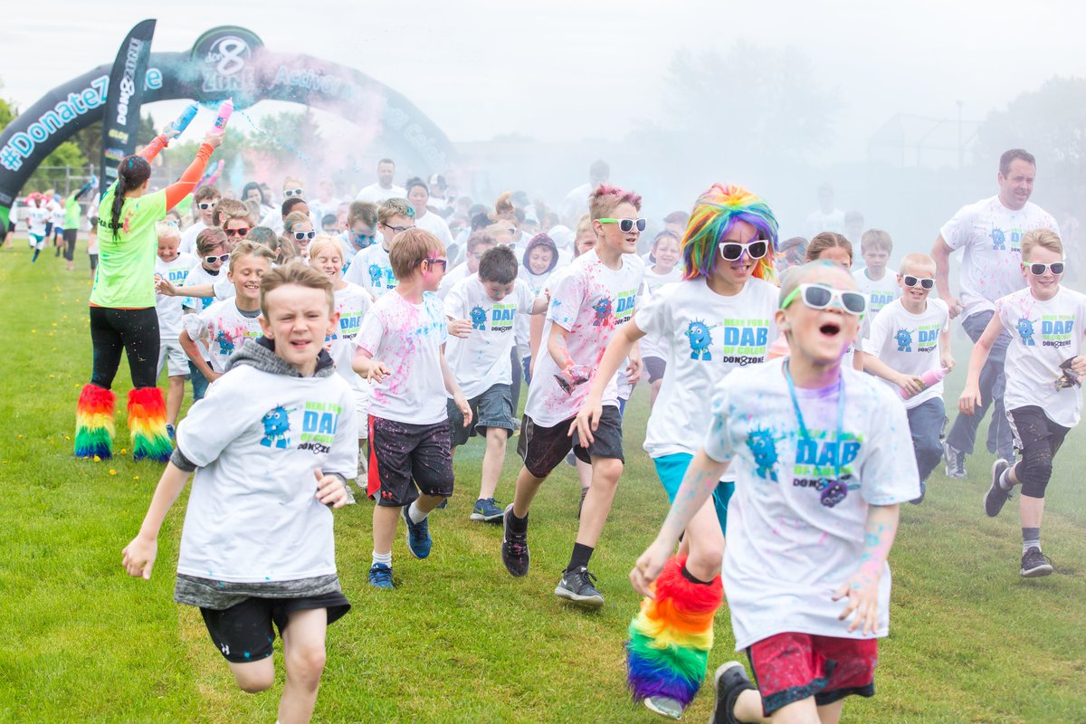 ISD882's tweet image. Pinewood Elementary students participated in one of the most exciting events of the year earlier this week - the color run!! Thank you to Erin Holker for such amazing pictures. #AllSmiles #MagicPride (1/2)