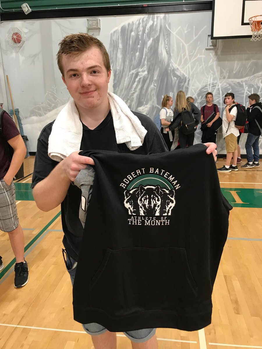 <a href="/RBSSHockey/">RBSSHockey</a> goalie <a href="/BaileyPollex/">Bailey Pollex</a> recognized at <a href="/RobertBatemanSS/">Robert Bateman Secondary School</a> athlete of the month.  #greatkid