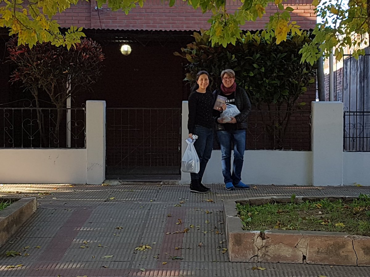 IvanRosales777's tweet photo. AAN-Los habitantes de Resistencia muy receptiva y agradecidas por #ImpactoEsperanza. El tema del libro #ElPoderDeLaEsperanza  atrapa a las personas https://t.co/Is8G4HVntT