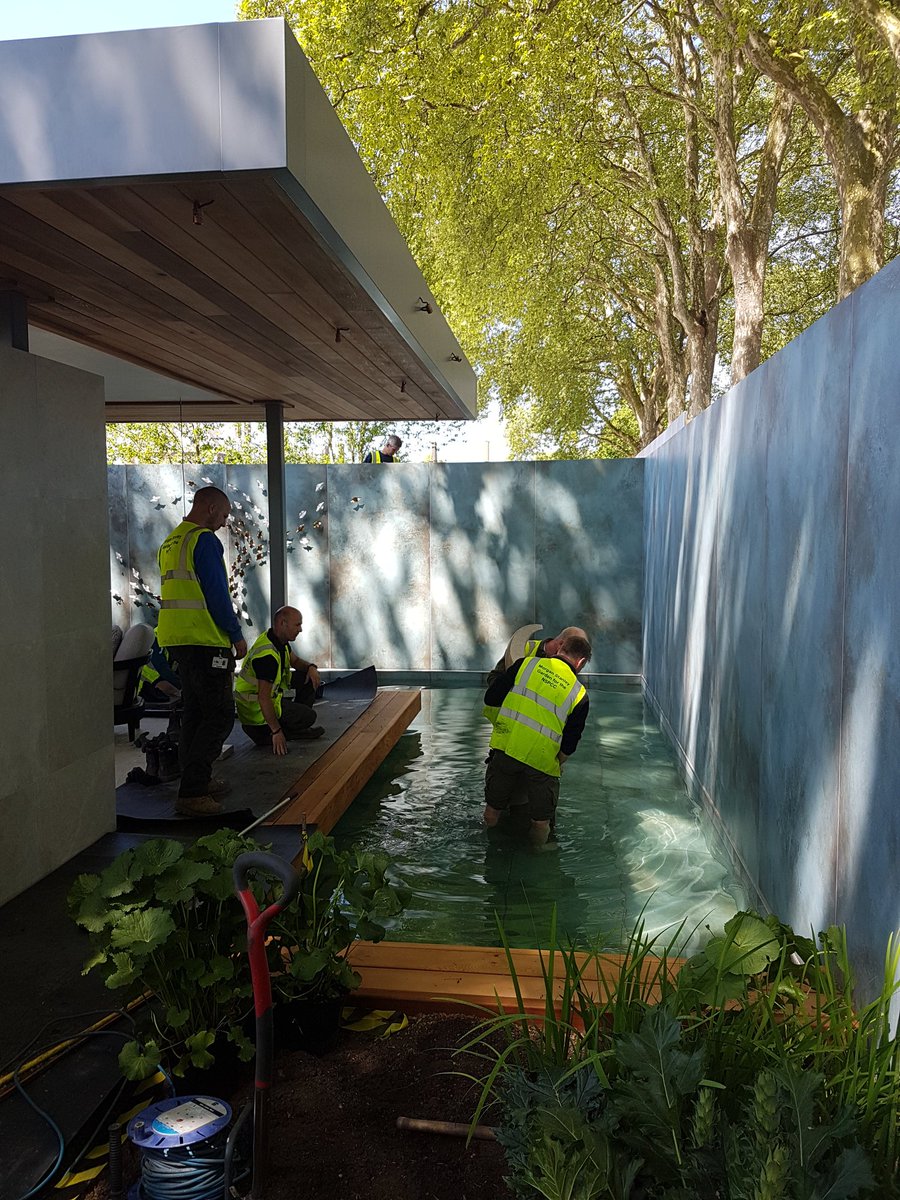 kateginty's tweet photo. Very fortunate to work on a really special garden @chrisbeardshaw @NSPCC @MorganStanley @The_RHS #ChelseaFlowerShow . Thank you for your support @palehallhotel  #experience #development #learning #inspiration
RHS People's Award choice link...
https://t.co/FxeV4ziCju https://t.co/jdgU2XRjMC