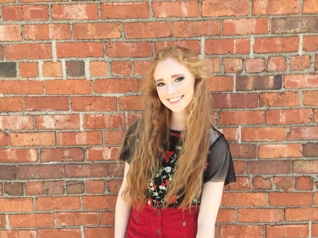 mya_mcalpin's tweet photo. definitely one of the most beautiful people I’ve ever seen https://t.co/nJlr0BgurX