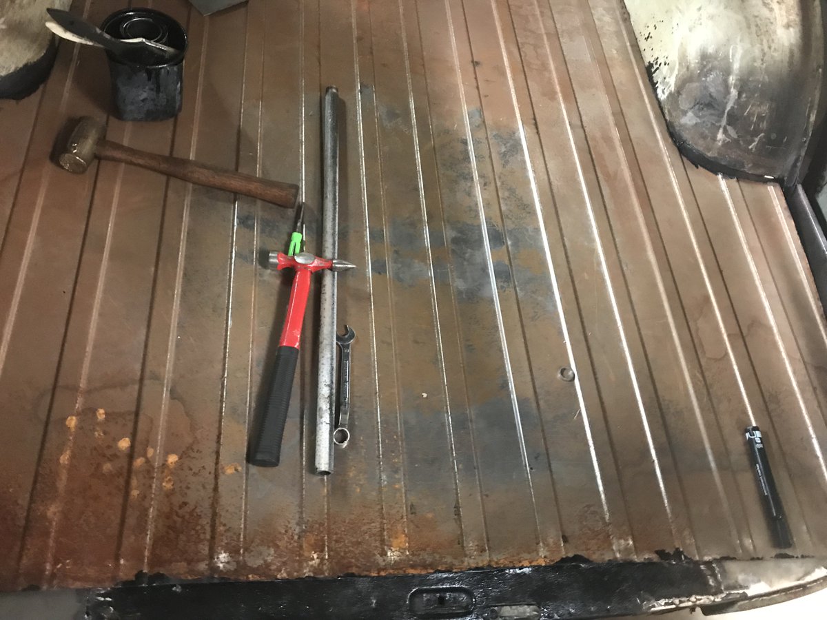 SwedishCarParts's tweet photo. Duett Update:
Cargo compartment floor time. The sheetmetal was corrugated with precision, with exact measurements as the original floor. Wooden planks will go into the grooves. The sheet is rustproofed and undercoated on the bottom.
#duettupdate #vintagevolvo #vintagevolvos https://t.co/teuB7ku1ch