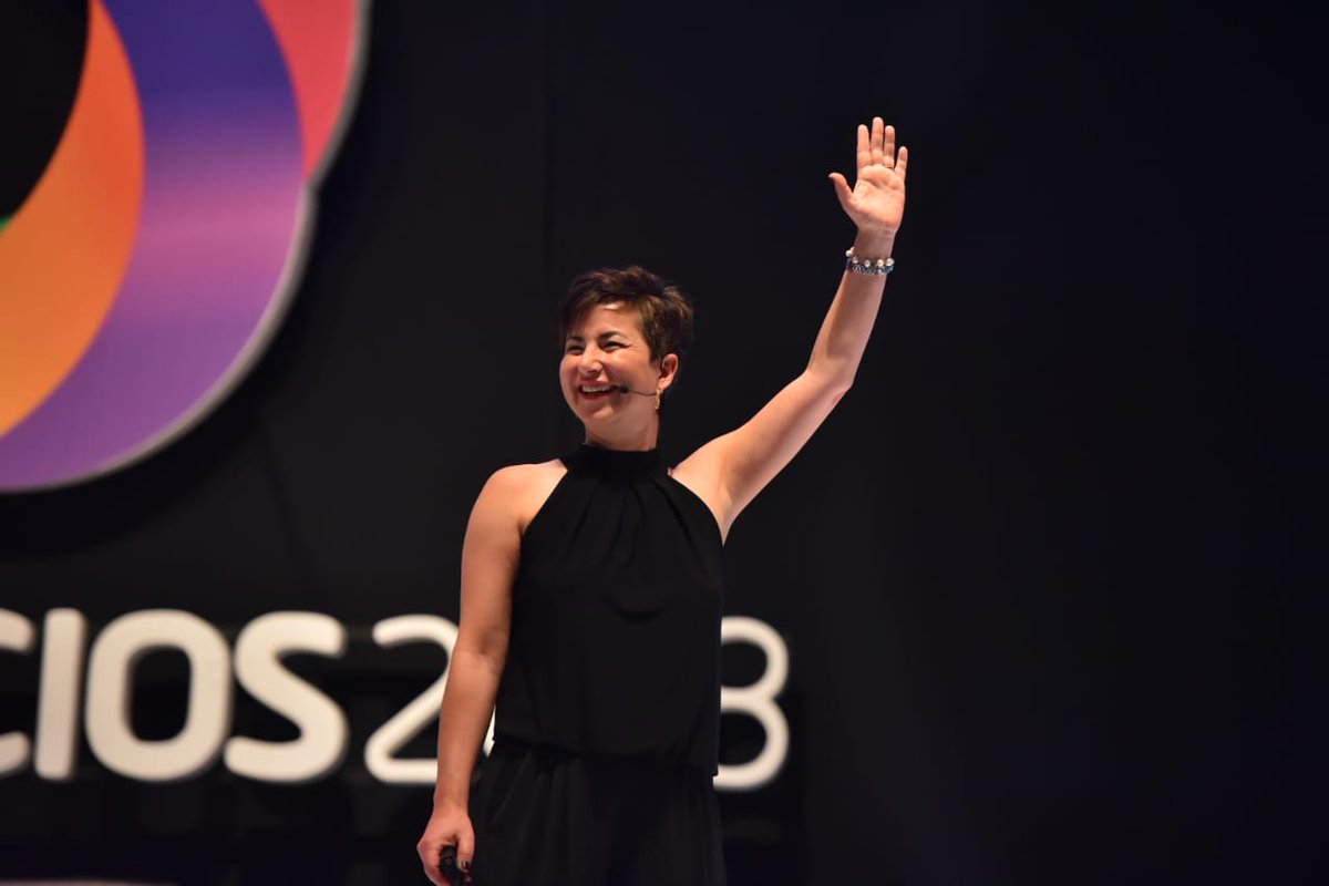 camaracali's tweet image. "La relación que se tiene con los padres es el primer referente que se tiene de autoridad. Por ello cuando se tiene una relación cercana con una autoridad, los Millennials esperan que en su campo laboral sea igual" @AnaSarmientoCo #Exponegocios