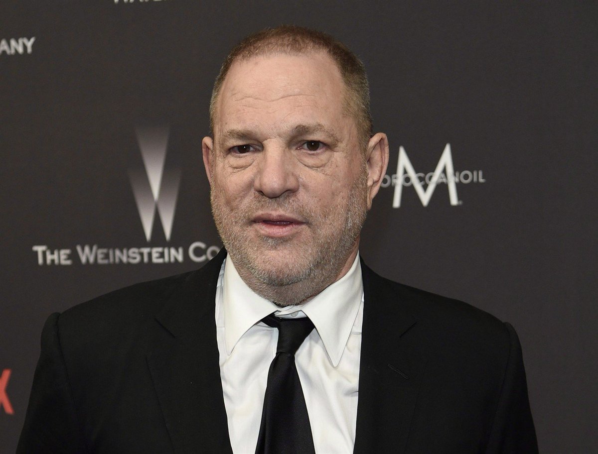 Weinstein to surrender in sexual misconduct probe: officials. READ MORE: ow.ly/1bO630kaycS https://t.co/CX0rxA6tbm