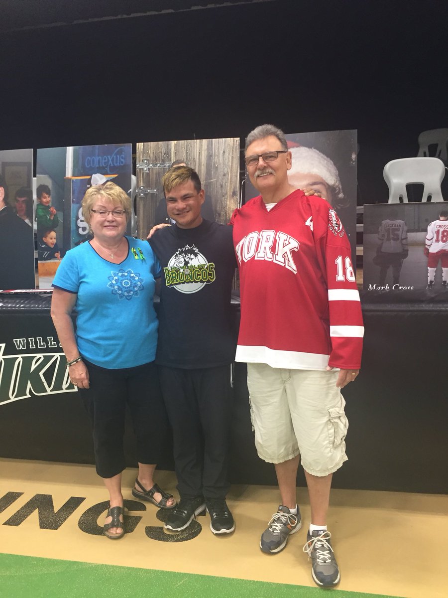 Rance Vardinal meets the Cross family on #HumboldtStrongWalk day for Mark Cross. What a blessing you are Rance! <a href="/horizonsd205/">Horizon SD No. 205</a>