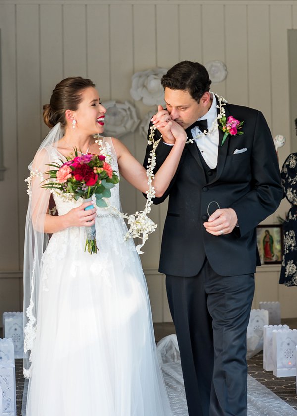 alex_dev_1's tweet photo. This Colorful Mexican Heritage Inspired Wedding Fiesta seen on @tidewatertulle has us head over heels! Captured b... https://t.co/RBgFioYTPM https://t.co/q761zI5gT4
