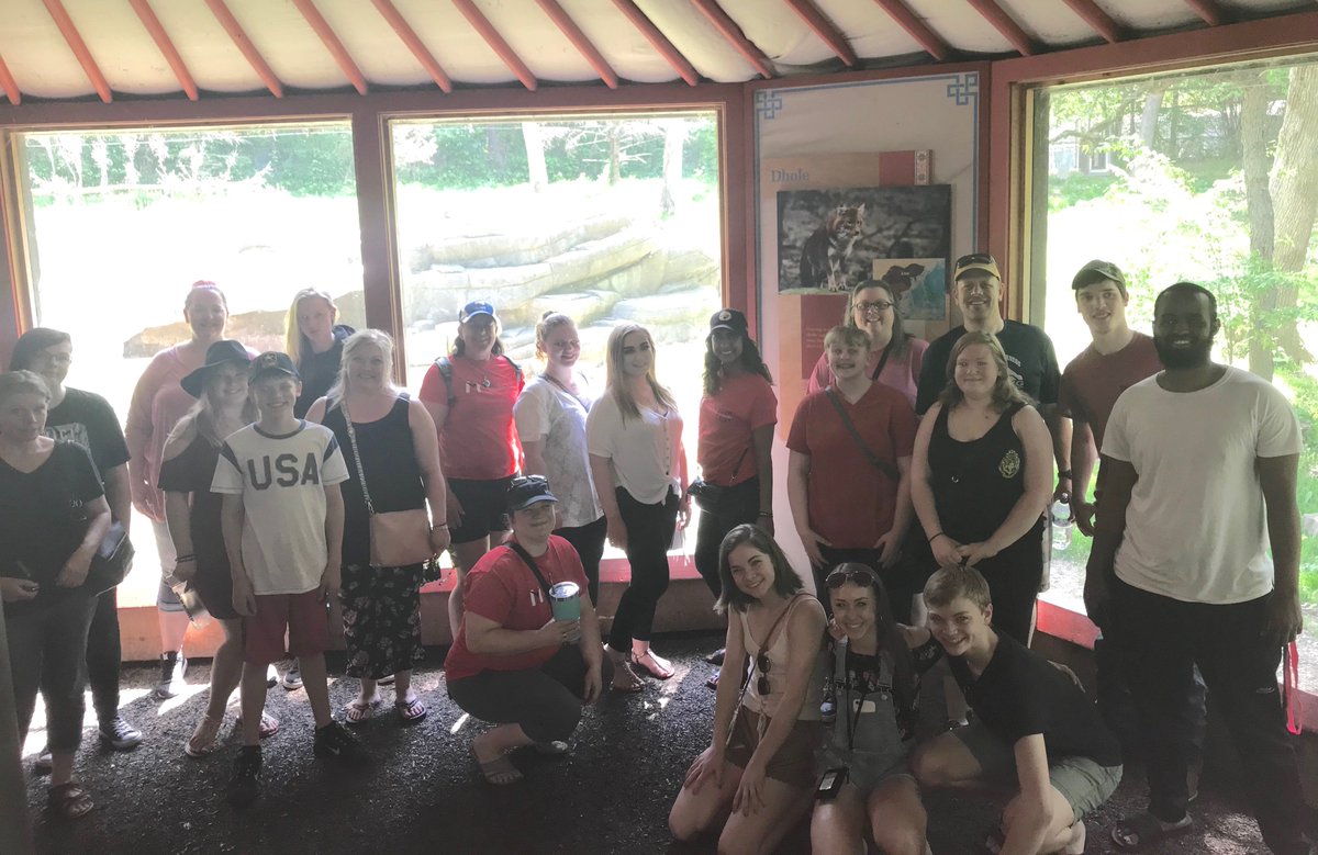 MNVirtualHS's tweet photo. We had a field trip to the Minnesota Zoo today! It was a fun place to meet up with several of our students and families. βοΈ πΎπ―ππ§ #mnzoo #mnvirtualhs https://t.co/VS4HeWAeBE