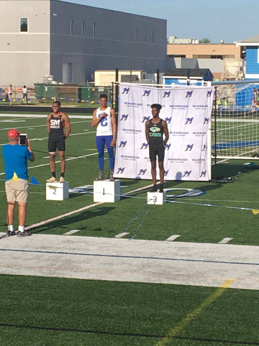 fly_strong_fast's tweet photo. Greg Jenkins will be competing at State in the triple jump after hitting a PR of 44’1”! https://t.co/sEjEu7c7h5