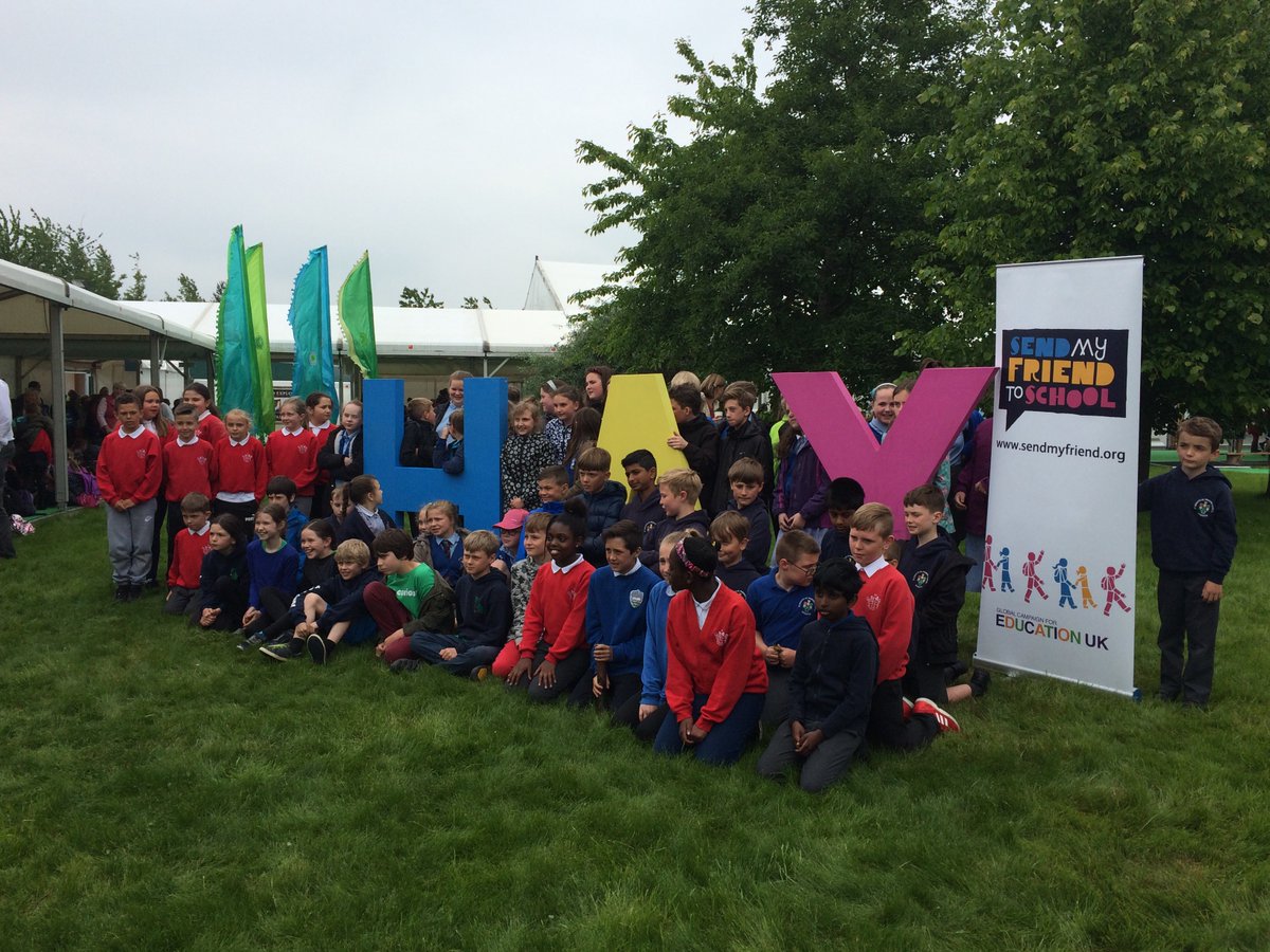 sendmyfriend's tweet photo. Congratulations to the 11 schools involved in the fantastic #BaytoHay project, promoting enthusiasm for learning, active citizenship and a safe education for all! You can see brilliant coverage of the event on @ITVWales at 15.26 mins https://t.co/MZp1eNq39R https://t.co/sXaWPGIwTh