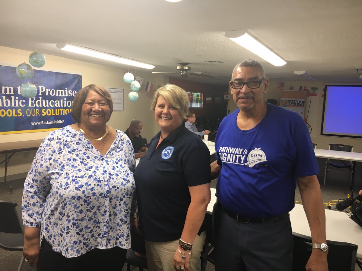 LorrettaJohnson's tweet photo. Great to be with member organizers at #oespastrong In Orange County Florida @AFTunion #gounion https://t.co/5E7mihoFUy