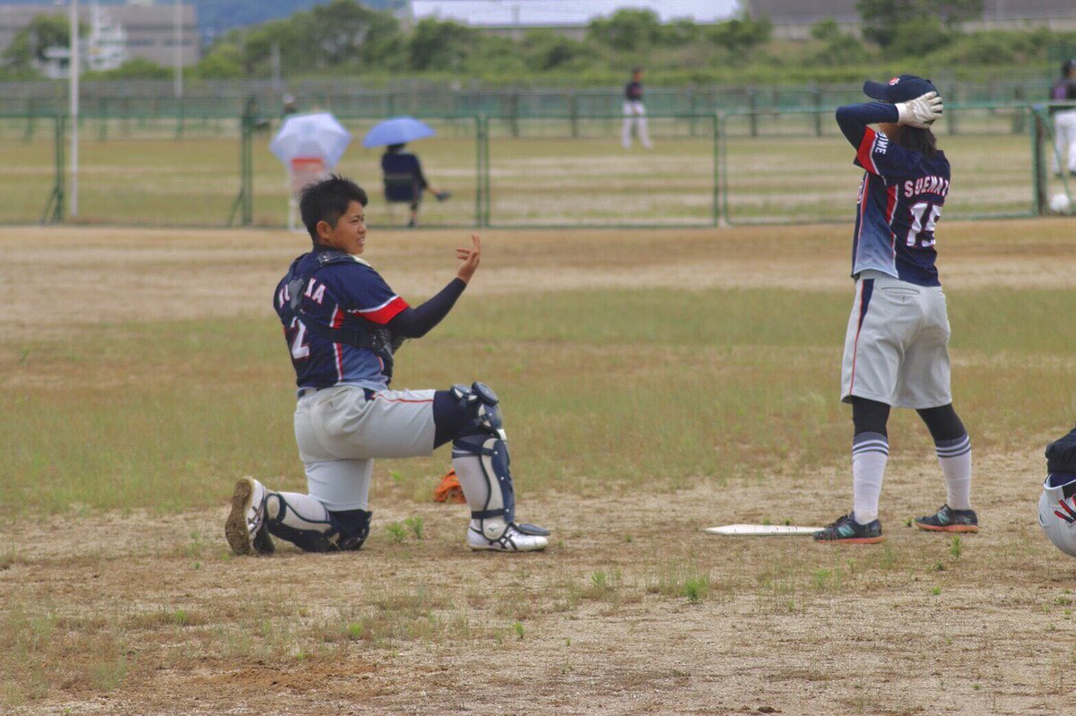 soft_Okinawa's tweet photo. 本当に自慢したいくらい
いい姉です

人に優しいところとか
兄妹大切にしてくれるところとか
努力家なところとか
気遣いができるところとか

本当に何をしても
勝てないです
ひととして当たり前かもしれない
ところもあるかもしれないけど
本当にお姉ちゃんがあみで良かった

ソフトボールも頑張って https://t.co/2qWfAx5kHC