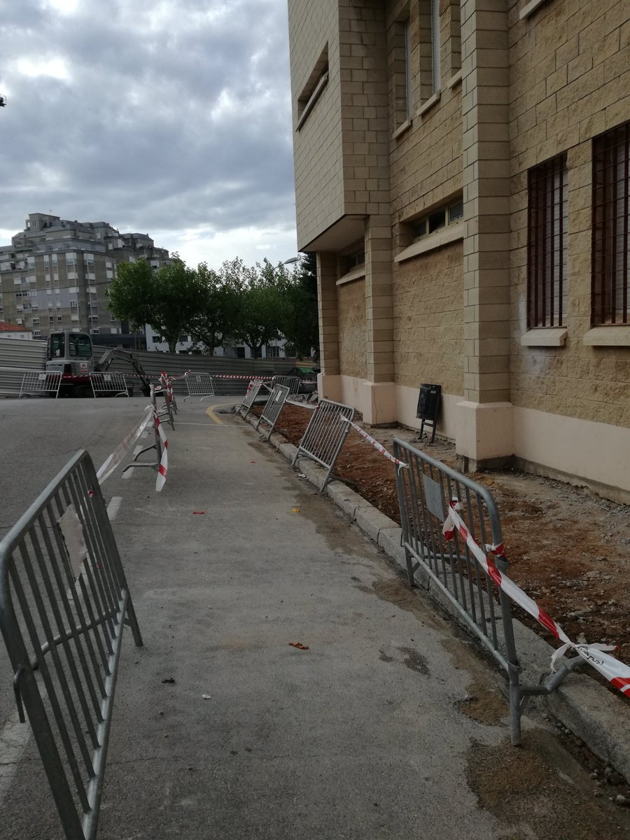 IESV_Espino's tweet image. Mañana será difícil aparcar junto al #insti, asíque...🏃🚶🏃🚶