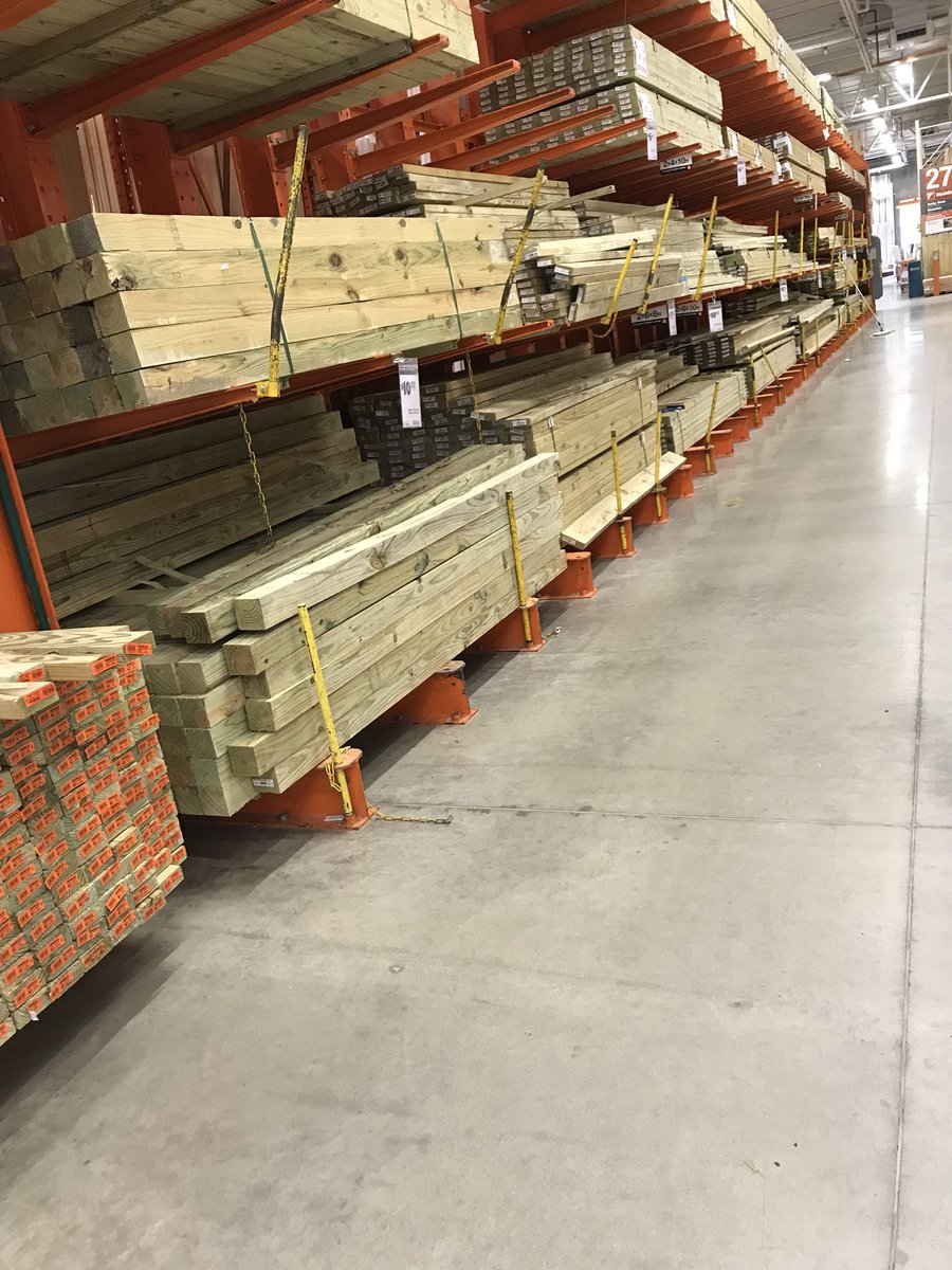 burns23_burns's tweet photo. This kid is a beast!!!! So happy to have him on our team. Thank u Chris for keep our store looking good. 💪🏻👊🏻 #8445 https://t.co/92ZxNog8K0