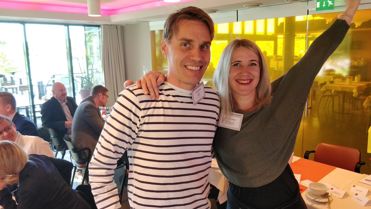 BNIflow's tweet photo. #FlowRoyale liiketapaamisella oli paljon vieraita ja kaksi loistavaa 5 min esitystä!
Meeri Virpi https://t.co/92he8bYOMl ja
Antti Sipilä https://t.co/FdvV5xeJCg
Kertoivat miten heitä voi suositella eteenpäin.
Ilmoittaudu tästä mukaan ensikertaan; https://t.co/aSOogFl9FK #bni https://t.co/5TYqXZWR2o