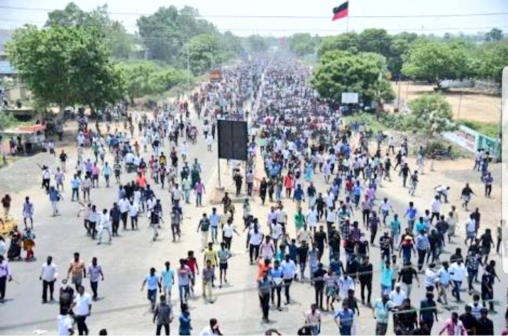 ThisisRaghav_'s tweet photo. #India #kills #Tamilians 
#SaveThoothukudi 
#SaveTamilNadu https://t.co/fZ5nUac5n3