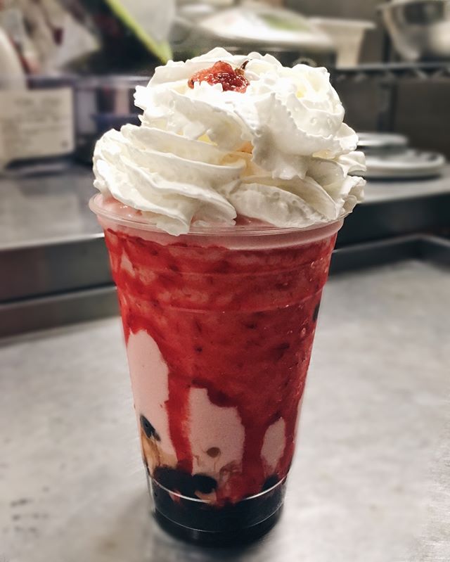 OkoCafe's tweet photo. Sakura honey smoothie—obviously with whipped cream and boba 😍😍😍
.
.
.
#okocafe #okoyatai 📷: @okocafe https://t.co/6D72R7Q4Ia