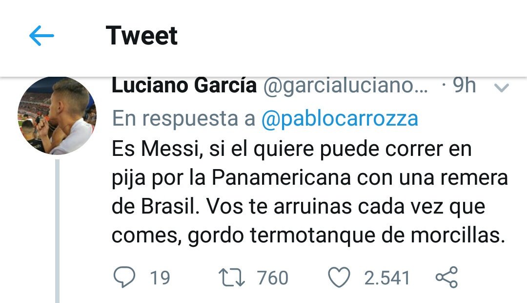 2HinchasYMedio's tweet photo. Es Messi https://t.co/sjM7SPtt6u