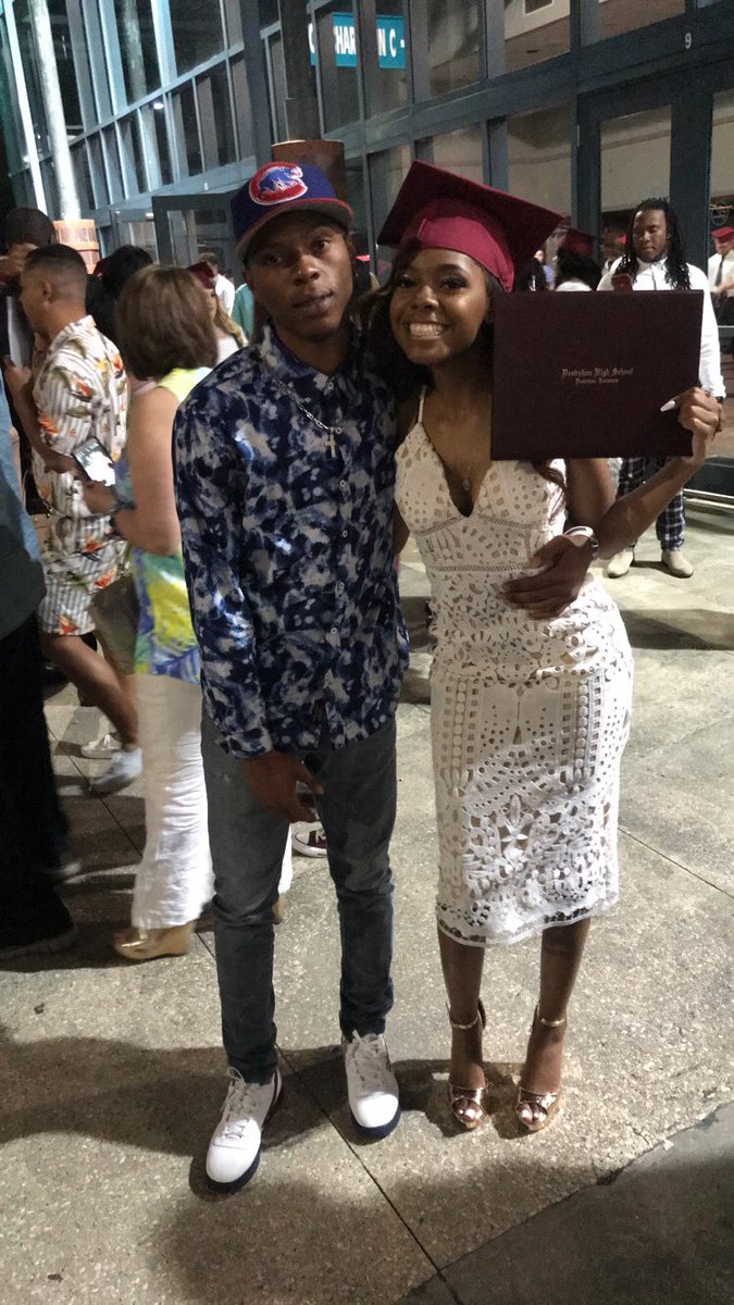 PTG3_'s tweet image. @ladeezy3 @keeddyy_ congratulations rock &amp;amp; stone pops would have been proud to see y’all walk cross that stage #realbloodline🐺