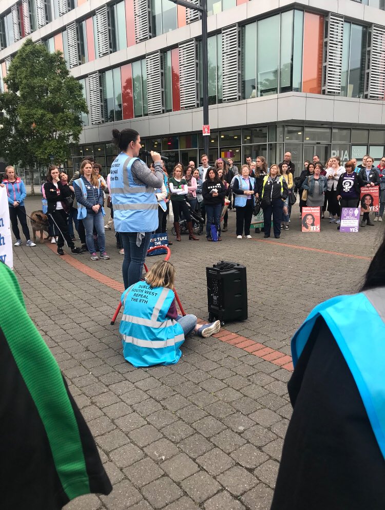 DSWProChoice's tweet photo. A huge thank you to all who attended our Rally for Repeal this evening, in particular @EmmetKirwan who performed Heartbreak for us. And a massive thank you to all our volunteers. A very special night. #Together4Yes #YourYESmatters #Together2Vote #Repealthe8th https://t.co/DFRRxZKpV5