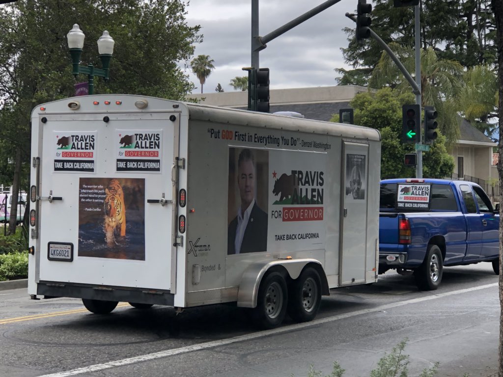 EricVictorino's tweet photo. Hey @GavinNewsom please kick this guy’s ass. #churchnstate https://t.co/xoQJA7UcNU