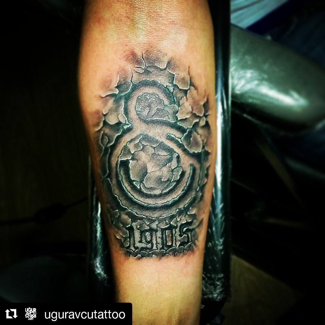 Galatasaray Tattoo / Mesut Ozil S 2 Tattoos Their Meanings Body Art