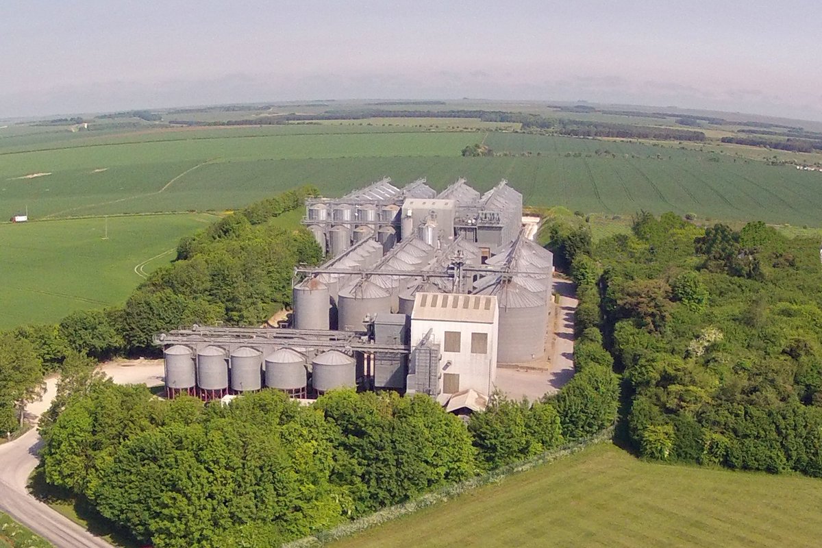 GrainStorageRob's tweet photo. And our currently most popular route is the 104 miler so a tour of Hampshire Grain, Ridgeway Grain &amp; @wiltshiregrain for them to add to their I spy book of Grain stores https://t.co/cIHIdO2012