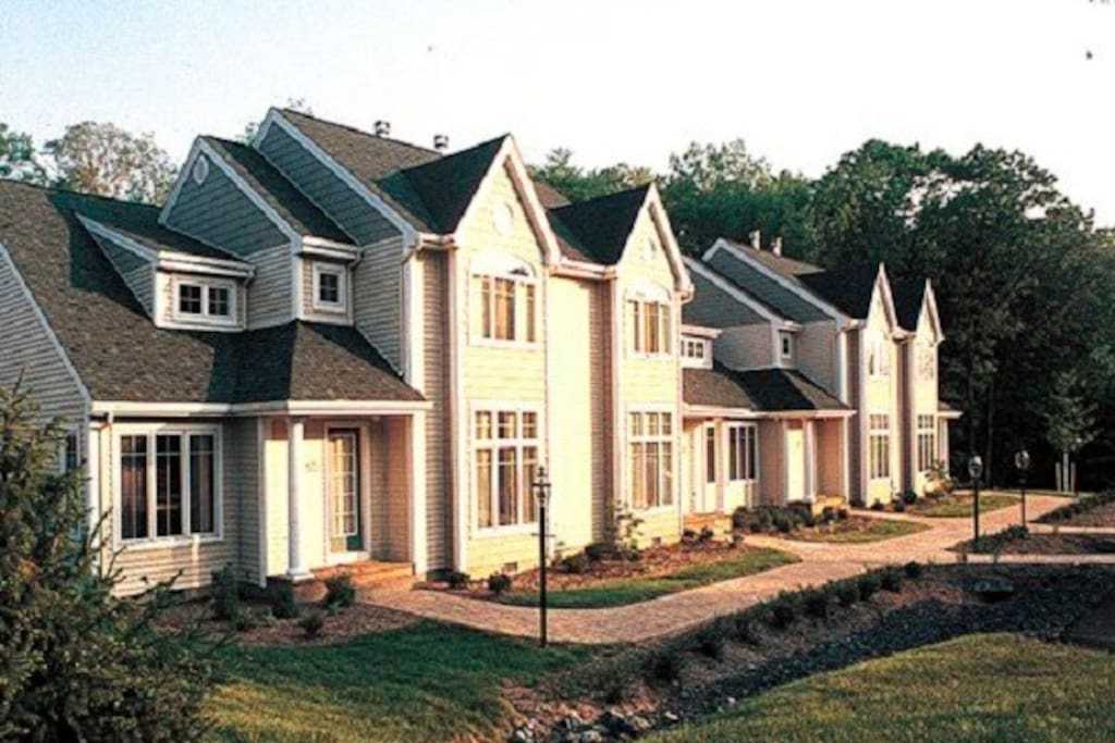 ReviewBlogNews's tweet image. $97 SPECIAL RENTAL FOR 3BR VACATION HOME UP TO 10. – Villas for Rent in Bushkill, Pennsylvania, United States reviewblognews.wordpress.com/2018/05/24/97-…