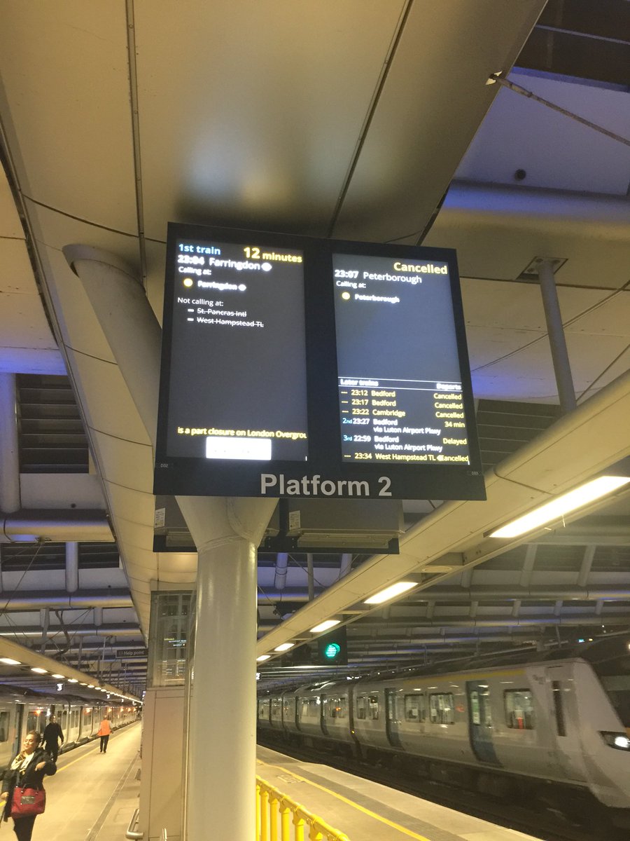 jygnoh's tweet photo. #2020? #thameslink been waiting for an hour + :( https://t.co/G000STd14n