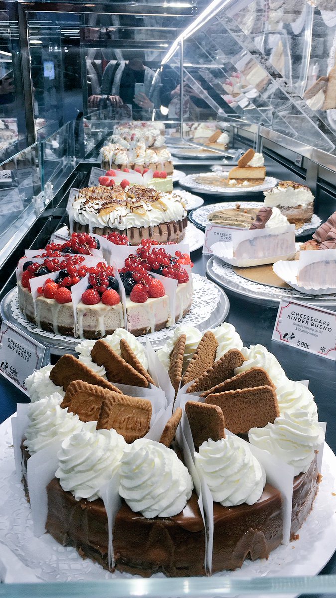 unefillenalsace's tweet photo. Une soirée à @strasbourg entre #Twapero_SXB #happy20mamcs et découverte d’une toute nouvelle adresse #factoryandco bref une belle soirée avec la copine @SweetPatersons https://t.co/BQl1u5Kadt