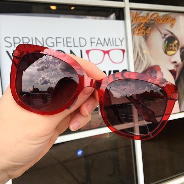 SgfFamilyVision's tweet photo. These sunnies might as well be our mascot!!! 🙌🏻💕🌞 If you don’t have a killer pair for this summer, come on in and let us find that perfect fit! #springfieldmo #opticalboutique .
.
.
.
.
.
#sgf #417 #optometry #specs #glasses #fashion #2020 #morethan2… https://t.co/sH6I7qSAH8 https://t.co/YqESymcpO1