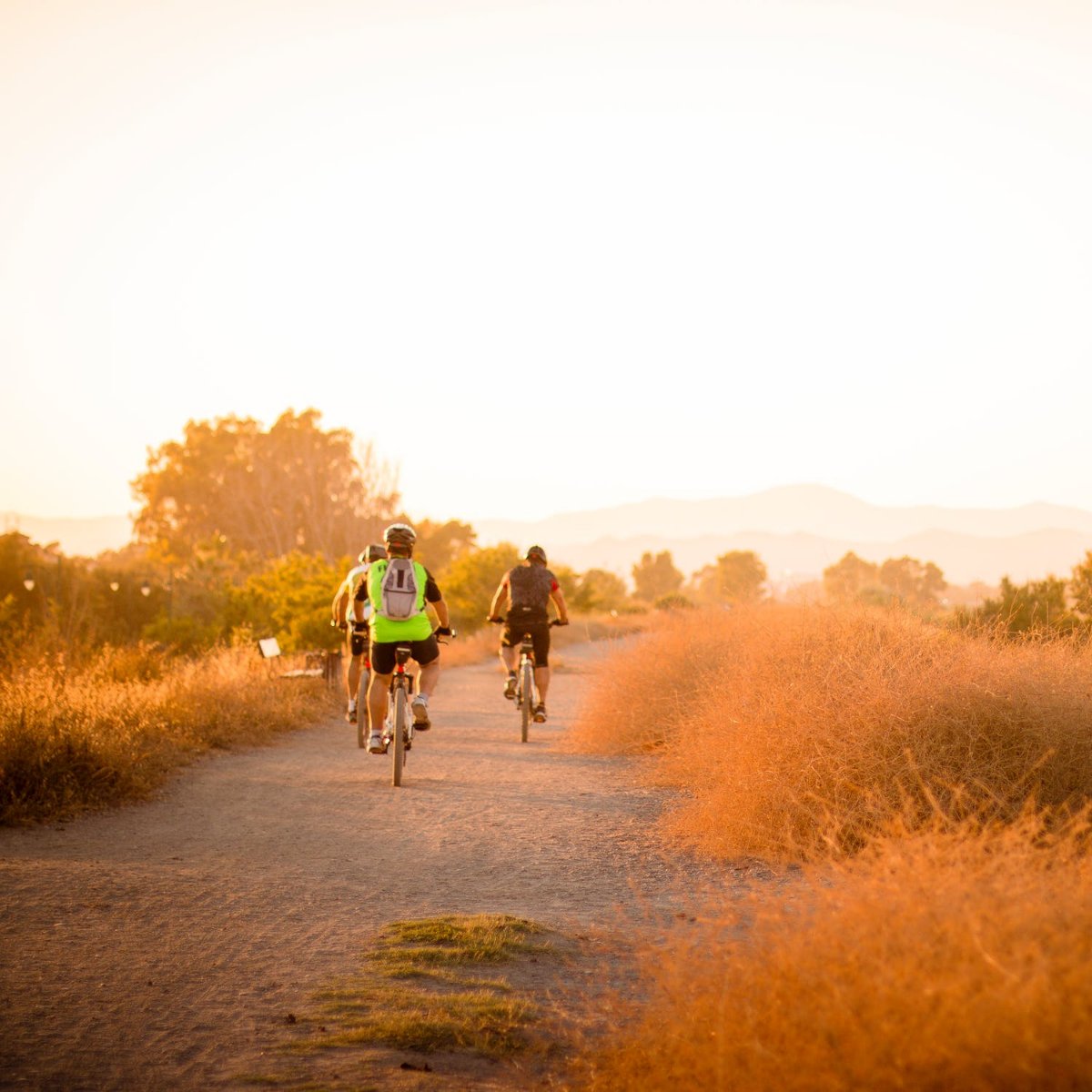 CainParkBicycle's tweet photo. It's getting hotter and hotter out there. Make sure you have the proper protection from the sun and heat. https://t.co/TTUQdkodhD