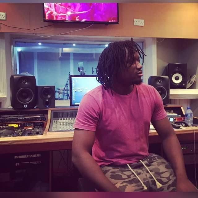 ahmmed_simmonds's tweet photo. #FineEweTwitter @BrainyBeatz an award-winning Reggae/Dancehall producer ,clean,compassionate and my #MySuperMentor #MyInspirator #MAGICRECORDS https://t.co/CpyNk3WJCa