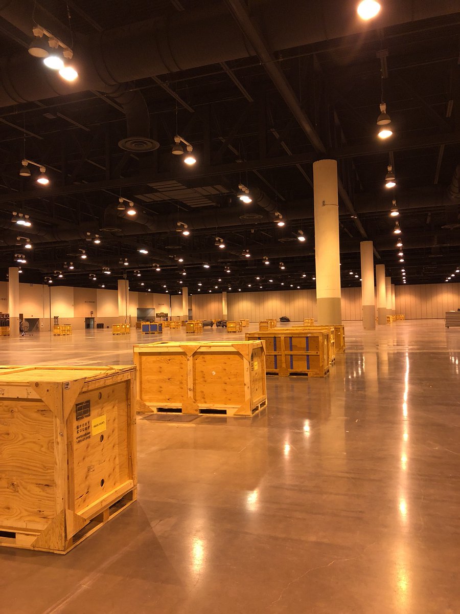 MBShowcase's tweet photo. Welp...soon this place will have 20 courts and 263 teams battling it out https://t.co/cwU115xYWb