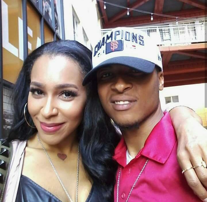 PyramidMediaPR's tweet image. Our rep and #VH1's Amina Buddafly at our #Grammy week event! #LoveAndHipHop #2k17 #RedCarpet #PublicRelations #TBT #ThrowbackThursday  #LosAngeles #PyramidMedia