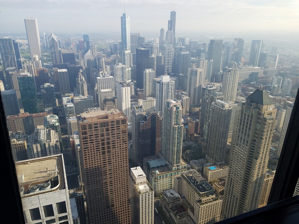 kyleecooks's tweet photo. Head up to the 94th floor at 875 North Michigan for a view and experience you will never forget!! #MomBlogTourFF #ad @360chicago #360tilt #360skyguide https://t.co/HO4zyRz0mp