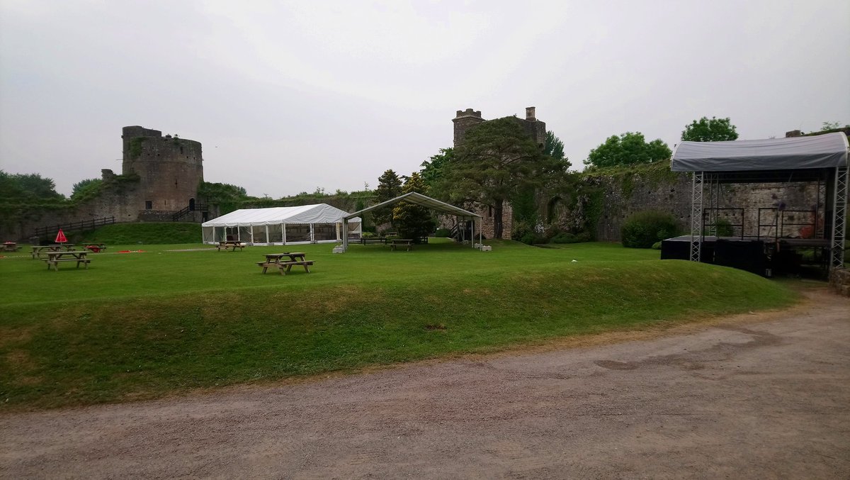 After a frantic day of activity we have a cider bar, stage, toilet facilities and the craft tent ready. Gates open for camping setup at 4pm, the ticket office opens at 5:30pm ready for festival arena entry at 6pm. Online ticket sales end midday friday
ticketsource.co.uk/event/222597