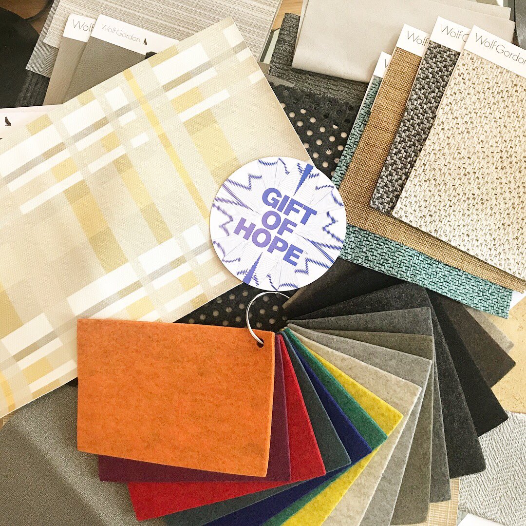 AJCDESIGN's tweet image. Today we got a visit from the @wolf_gordon  girls!! 😍😍😍 #interiordesign #fabrics #design #nyc #spring #colors