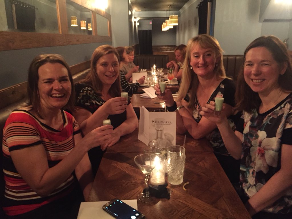 Great to have Lizzie and her friends in tonight after she won the @TootingPRSS competition which included a night at Stillwater #grasshoppershots #supportlocal #cajunchicken #Stillwater #awardwinning #tooting #Wandsworth