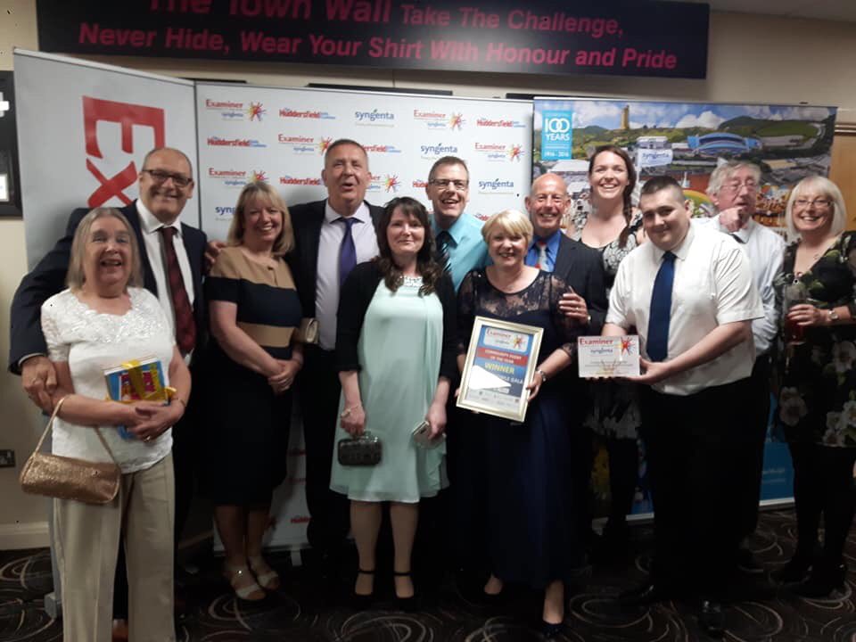 pinkpenguinpjs's tweet photo. @CommunityAwards Over 200 volunteering years in this picture and this is our very first award. Thank you so very much. It means so much to us! #RavensknowleGala #ECA18 https://t.co/VSwxAwwwMr