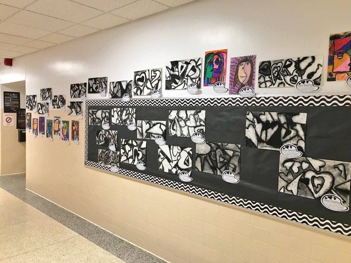 MrsLoucksWY_ART's tweet photo. PROUD of Trimmer 4th and 5th grade ART almost all prepped and ready for Curriculum Fair next Thursday, May 31st.  #workinprogress #wyesed #proudartteacher @WYASDSupt @MsJLSloan @AlbertsonsClass @MsIrwin_WY @HooversClass @MarshaYanick @wyasdblue https://t.co/imMdJKzNvh