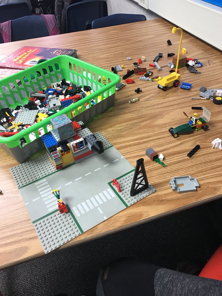 cobb7_cobb's tweet photo. LEGO Makerspace. Wrote stories and recreated them using Legos. @MrKooymanEIS #MakerSpace https://t.co/NQ3SYQEcLT
