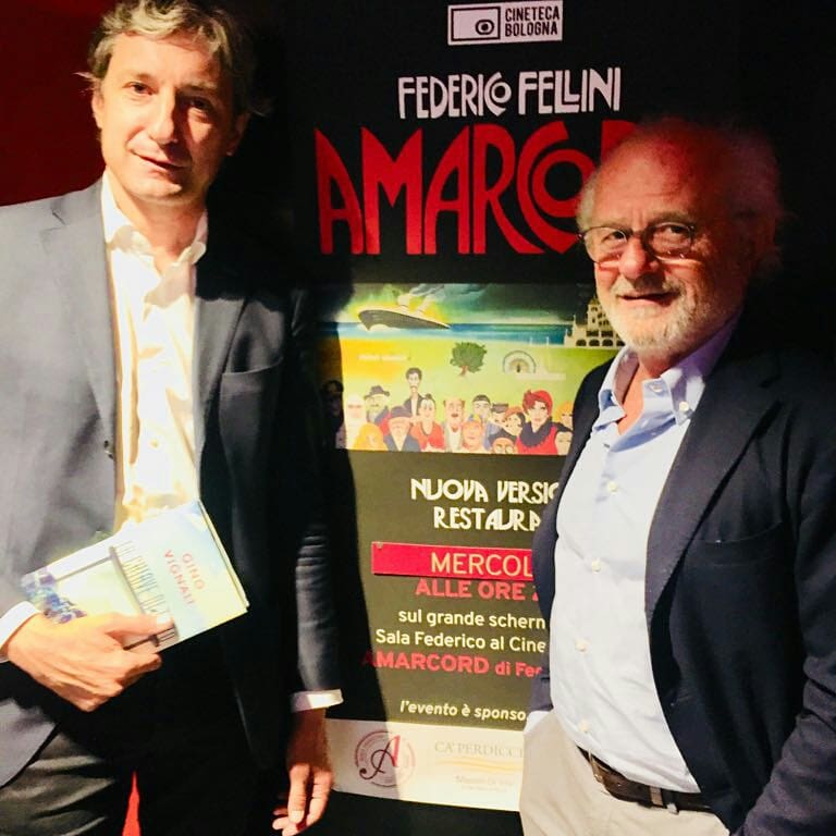 solferinolibri's tweet photo. Un grazie particolare ad #AndreaGnassi, sindaco di Rimini, a @Carlo__Vanoni per la sua lectio magistralis sull'arte, al #CinemaFulgor di Rimini e a tutti gli amici lettori che sono venuti a trovarci per la serata di presentazione de #LaChiaveDiTutto di #GinoVignali #cinema #libri https://t.co/qFBzexIQNT